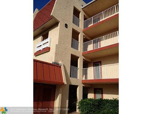 1040 Country Club Dr # 202, Pompano Beach, FL 33063