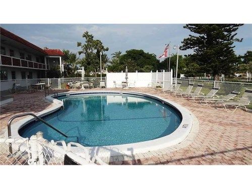 22 SE 3 TE # 19, Dania, FL 33004