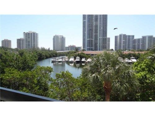 3400 192 ST # 309, Miami, FL 33180