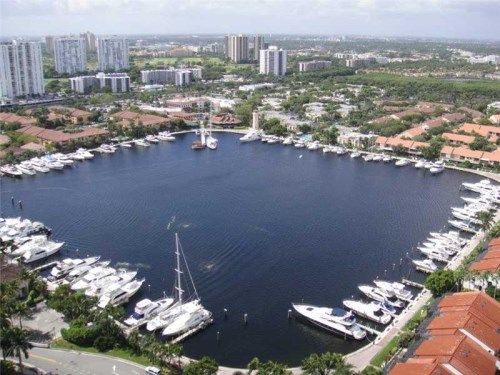 21205 YACHT CLUB DR # 3206, Miami, FL 33180