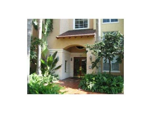 19999 E COUNTRY CLUB DR # 1-201, Miami, FL 33180