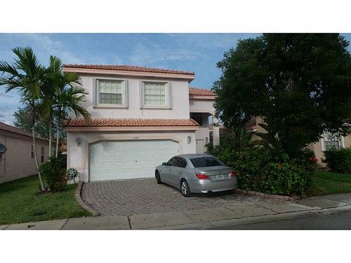 1369 SW 106 AV, Hollywood, FL 33025