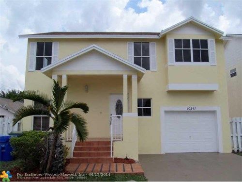 10241 NW 3RD ST, Hollywood, FL 33026