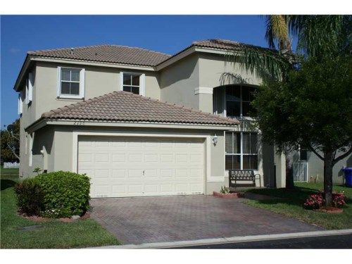 2190 NW 76 TE, Hollywood, FL 33024