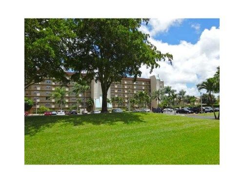 3150 W ROLLING HILLS CR # 205, Fort Lauderdale, FL 33328