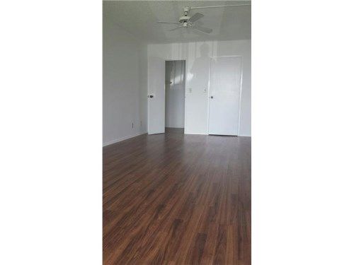 701 THREE ISLANDS BL # 216, Hallandale, FL 33009