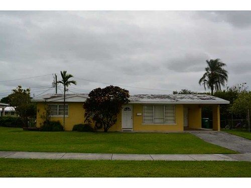 10522 SW 52 TE, Miami, FL 33165