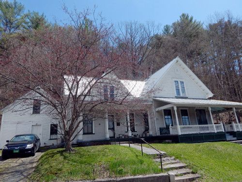 26 Clifford Dr, Bethel, VT 05032