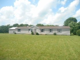 506 W Bonebrake Rd, Veedersburg, IN 47987