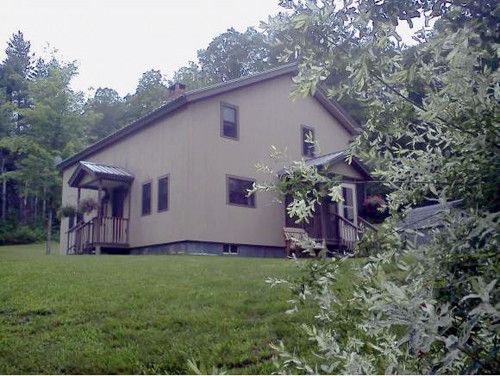 1477 Goldthwaite Road, Chester, VT 05143