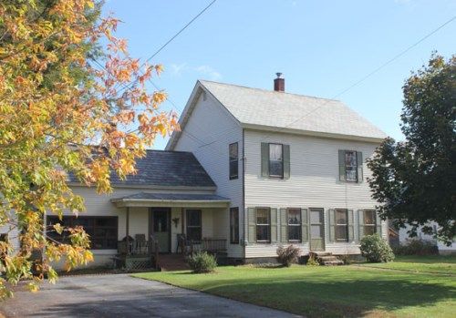 492 Elm Street, Chester, VT 05143