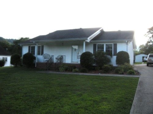 735 Pleasant Shade Hwy, Pleasant Shade, TN 37145