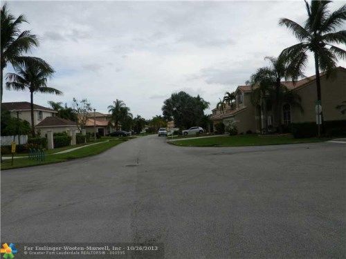 451 SW 182ND WAY, Hollywood, FL 33029