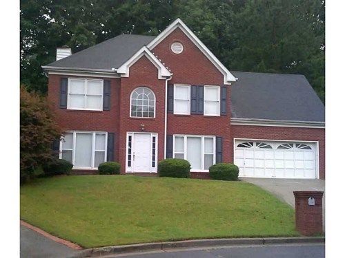 285 Thornbush Lane, Lawrenceville, GA 30046