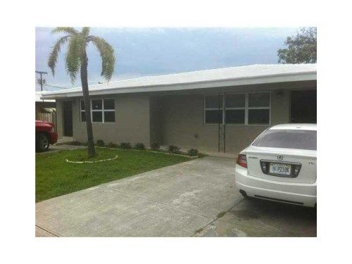 15 2ND ST, Dania, FL 33004