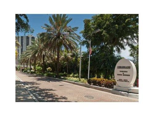 20301 W COUNTRY CLUB DR # 922, Miami, FL 33180