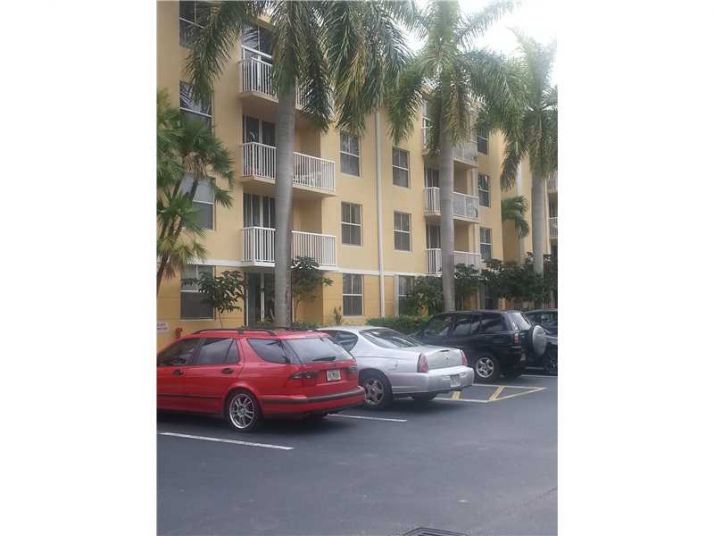 1450 SE 3 AV # 401, Dania, FL 33004