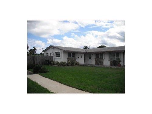 42 NE 1 CT, Dania, FL 33004