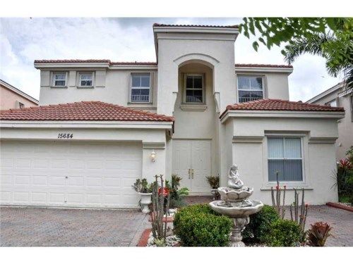 15684 SW 53 CT, Hollywood, FL 33027