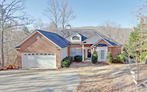 253 Dobbs Lake, Hartwell, GA 30643