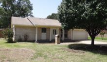 2016 Knollwood Ln Carrollton, TX 75006