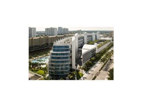 2950 NE 188 ST # 409, Miami, FL 33180