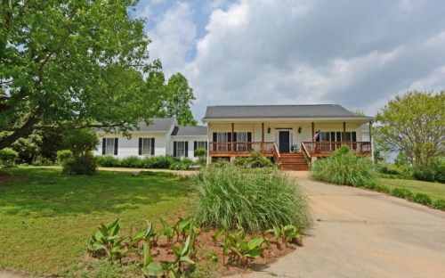 841 ELROD FERRY, Hartwell, GA 30643