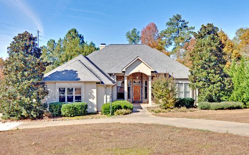 25 Idlewood Lane, Hartwell, GA 30643