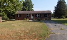 608 Alan Dr Yadkinville, NC 27055