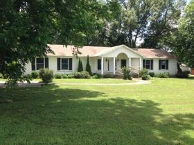 107 Baker Rd, Martin, TN 38237