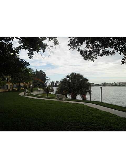 160 ROYAL PALM RD # 302, Hialeah, FL 33016