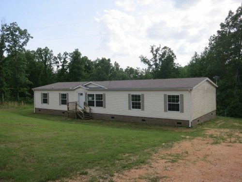 2749 Horney Head Creek Rd, Parsons, TN 38363