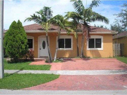 203 SW 15 PL, Homestead, FL 33030