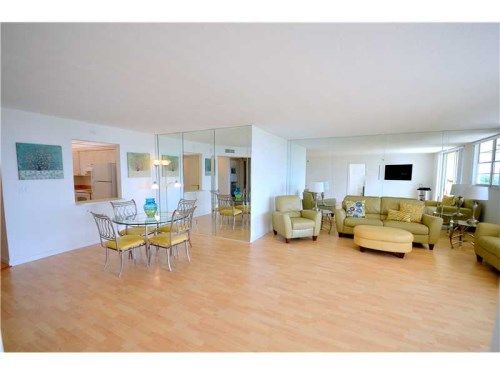 3100 W ROLLING HILLS CR # 606, Fort Lauderdale, FL 33328