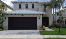 10425 NW 69 Miami, FL 33178