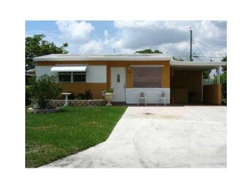 6120 SW 21st ST, Hollywood, FL 33023