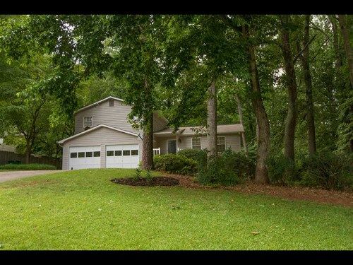 302 Summer Court, Woodstock, GA 30188