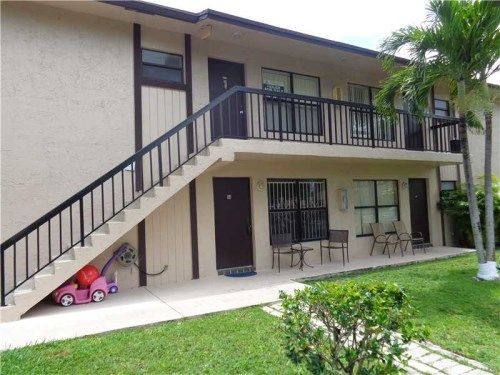 2530 W 67 PL # 24-29, Hialeah, FL 33016