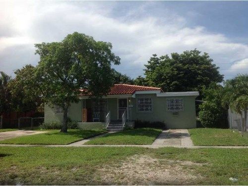 240 E 34 ST, Hialeah, FL 33013