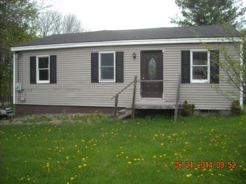 78 Outlet Rd, Hallowell, ME 04347