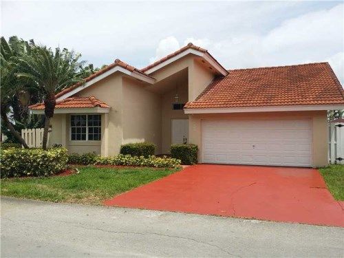 8489 NW 191 ST, Hialeah, FL 33015