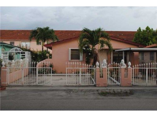 1413 W 43 PL # 1, Hialeah, FL 33012