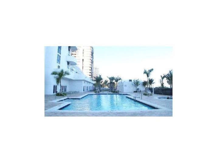 6365 COLLINS AV # 3107, Miami Beach, FL 33141