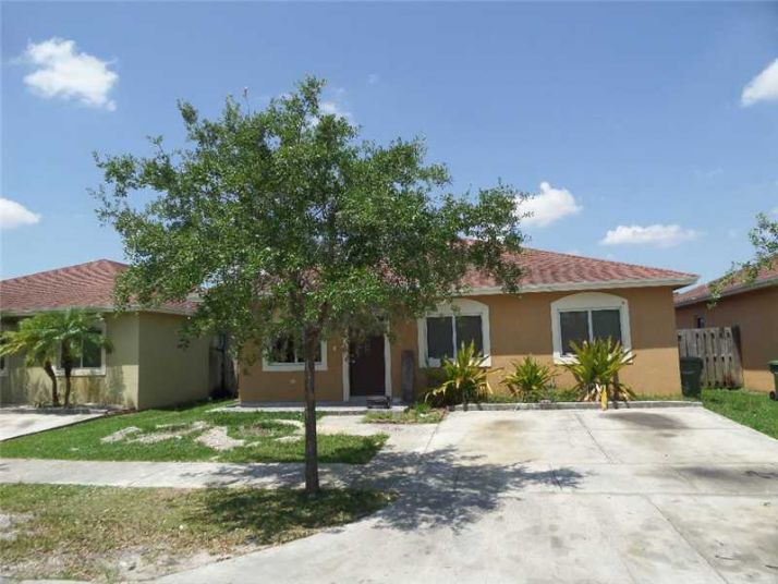 211 SW 15 PL, Homestead, FL 33030