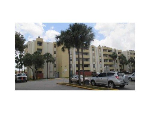 10000 NW 80 CT # 2558, Hialeah, FL 33016