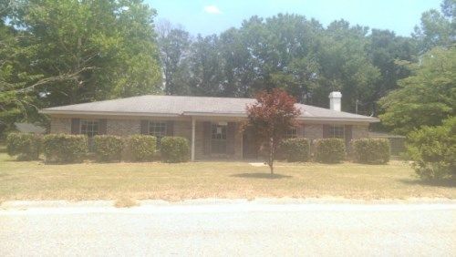 5758 Clarke Circle E, Satsuma, AL 36572