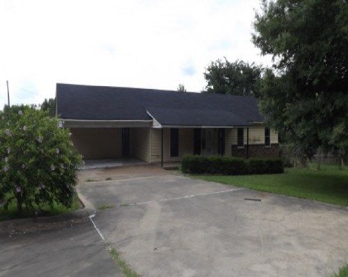 10488 Eureka Road, Courtland, MS 38620