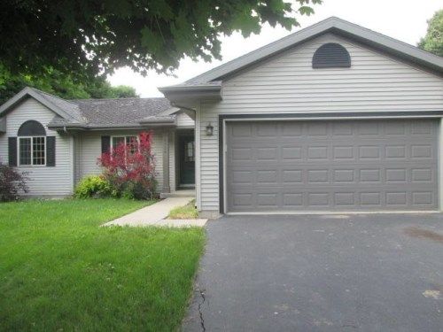 6326 1st Ave, Lyons, WI 53148