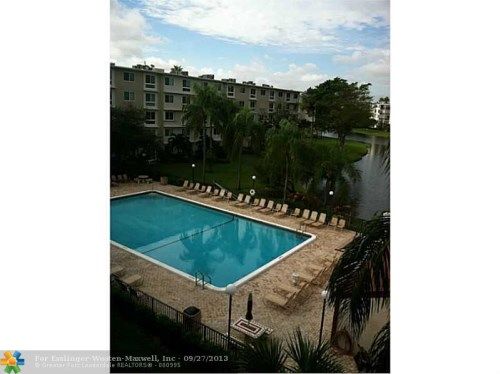 2216 N Cypress Bend Dr # 405, Pompano Beach, FL 33069