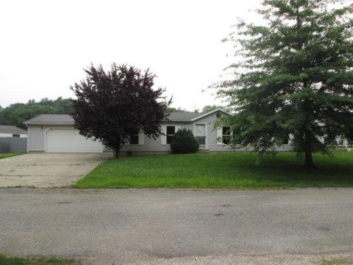 606 Pumpkin Pl, Cloverdale, IN 46120